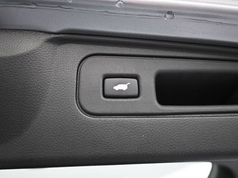 Used 2023 Honda Passport EX-L image 23