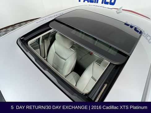 Used 2016 Cadillac XTS Platinum image 17