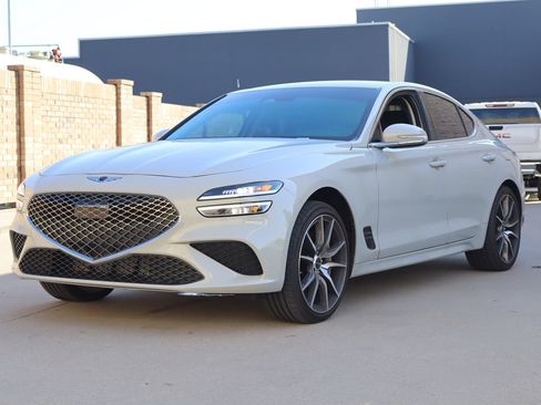 Used 2026 Genesis G70 2.5T AWD/4WD image 2