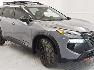 Used 2025 Nissan Rogue SV AWD/4WD 360° Tour
