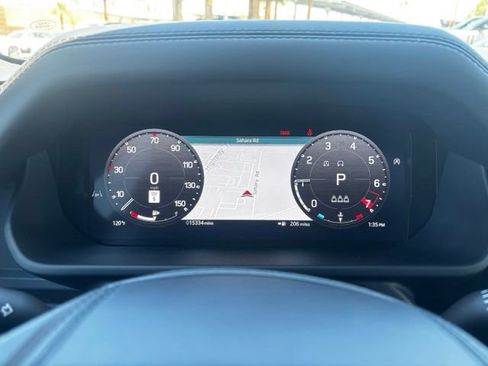 Certified 2024 Land Rover Defender 110 X-Dynamic SE AWD/4WD image 11