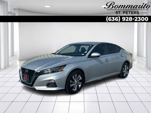 Used 2022 Nissan Altima 2.5 S image 1