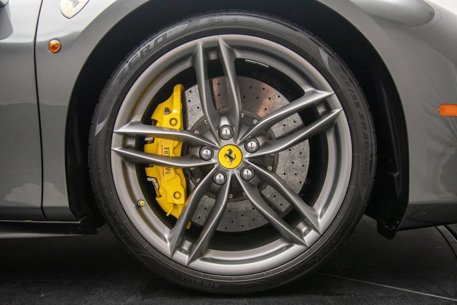 Used 2017 Ferrari 488 Spider RWD image 44