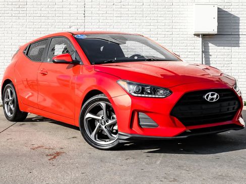 Used 2020 Hyundai Veloster 2.0 image 5