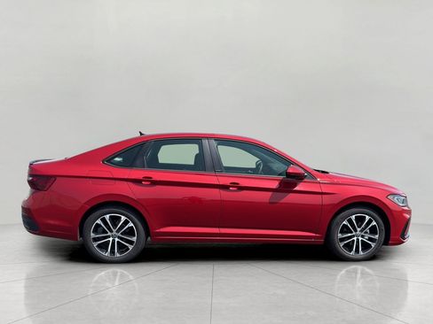 Used 2026 Volkswagen Jetta Sport FWD image 8