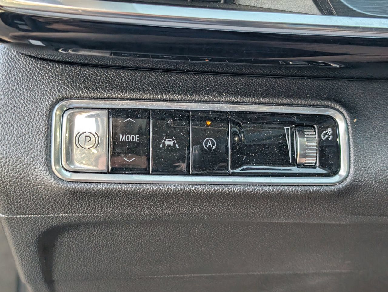 Used 2024 Buick Envision Preferred AWD/4WD image 25