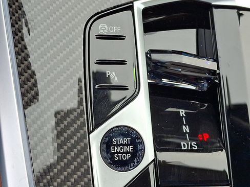 New 2026 BMW X5 M60i image 17