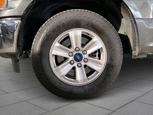 Used 2019 Ford F150 XLT image 11