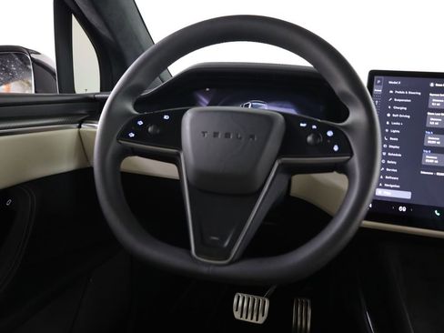 Used 2023 Tesla Model X Plaid AWD/4WD image 44