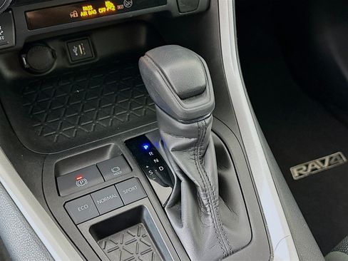 Used 2023 Toyota RAV4 LE image 23