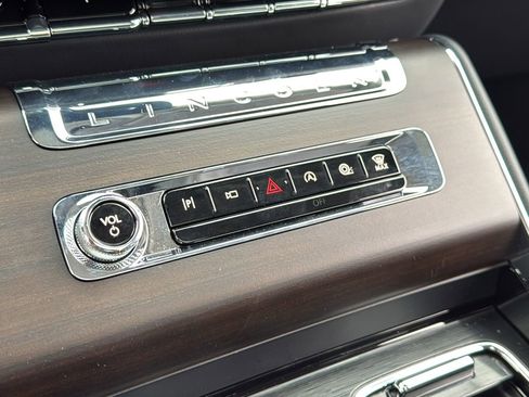 New 2026 Lincoln Aviator Reserve image 25