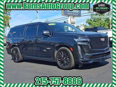 Used 2024 Cadillac Escalade ESV V