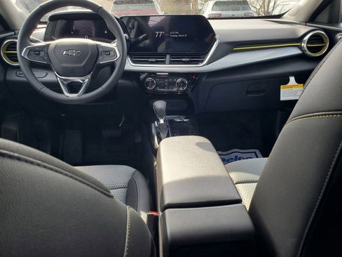 New 2026 Chevrolet Trax LT image 5