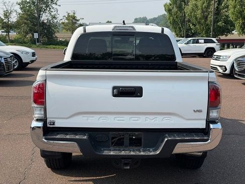 Used 2023 Toyota Tacoma TRD Off-Road AWD/4WD image 6