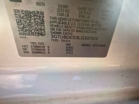 Used 2020 GMC Sierra 1500 SLT RWD image 6