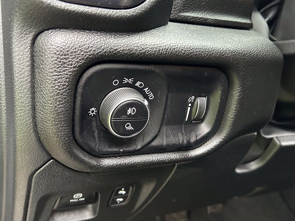 Used 2024 RAM 1500 Big Horn AWD/4WD image 19