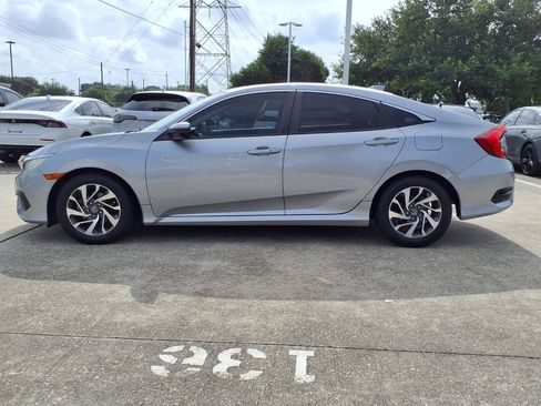 Used 2017 Honda Civic EX image 23