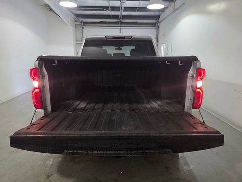 Certified 2022 Chevrolet Silverado 1500 RST image 7