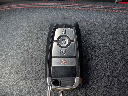 Used 2023 Ford Escape ST-Line FWD image 30