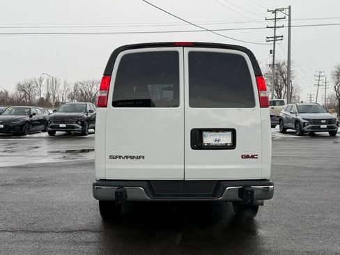 Used 2019 GMC Savana 2500 w/ Driver Convenience Package RWD image 5