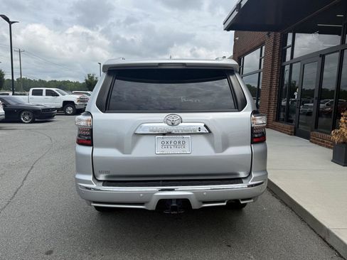 Used 2022 Toyota 4Runner Limited RWD image 5