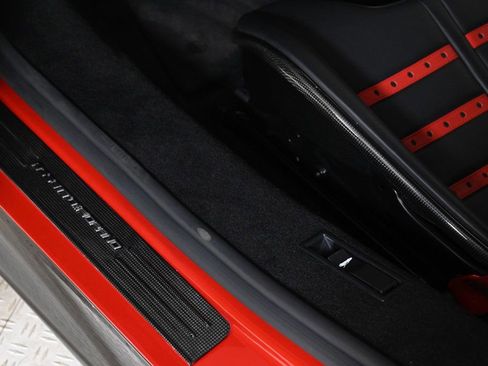 Used 2022 Ferrari SF90 Stradale image 20