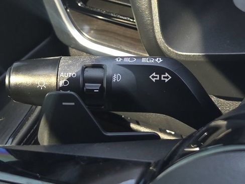 Used 2021 Nissan Rogue SL FWD image 38