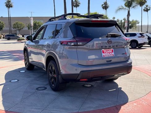 New 2026 Nissan Rogue SV AWD/4WD image 5