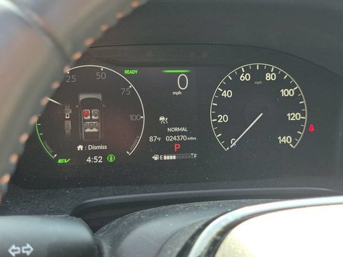 Used 2023 Honda CR-V Sport Touring image 27