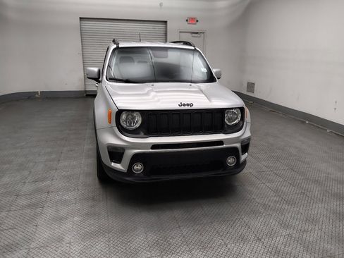 Used 2020 Jeep Renegade Altitude FWD image 14