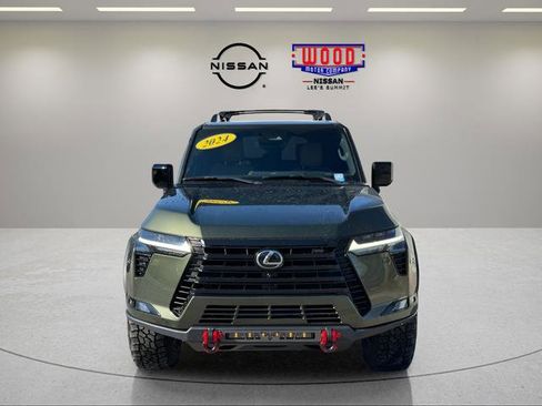 Used 2024 Lexus GX 550 image 8