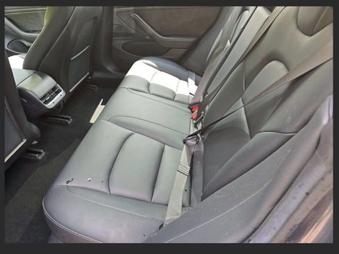 Used 2018 Tesla Model 3 Long Range AWD/4WD image 9