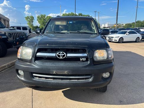 Used 2006 Toyota Sequoia Limited RWD image 3
