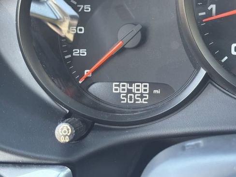 Used 2019 Porsche 718 Boxster image 20