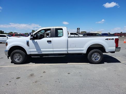 Used 2018 Ford F250 XL w/ Power Equipment Group AWD/4WD image 14