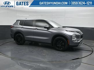 Used 2022 Mitsubishi Outlander SE AWD/4WD video 1