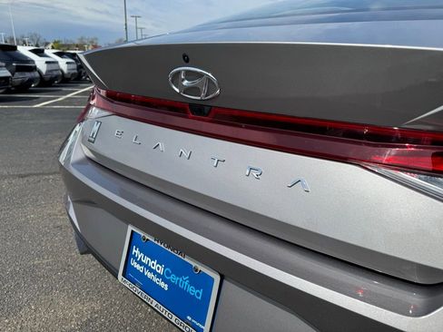 Certified 2023 Hyundai Elantra SEL w/ Convenience Package FWD image 7