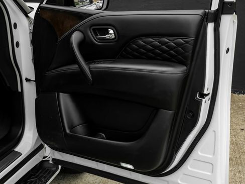 Used 2019 INFINITI QX80 Luxe w/ 22" Wheel Package RWD image 49