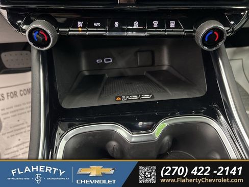 New 2026 Chevrolet Traverse LT w/ Driver Confidence Package AWD/4WD image 30