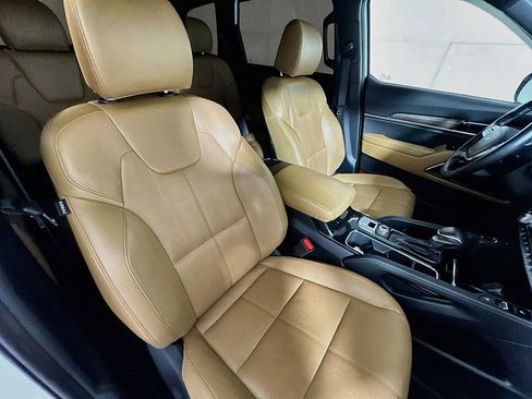 Used 2022 Kia Telluride SX w/ Nightfall Edition Package AWD/4WD image 29