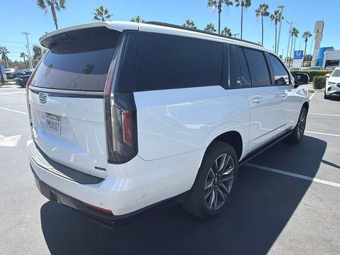 Used 2022 Cadillac Escalade ESV Sport w/ Touring Package AWD/4WD image 4