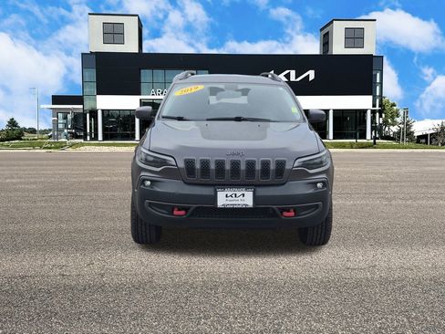 Used 2019 Jeep Cherokee Trailhawk w/ Cold Weather Group image 3