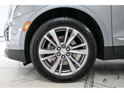 Used 2024 Cadillac XT5 Premium Luxury FWD image 23