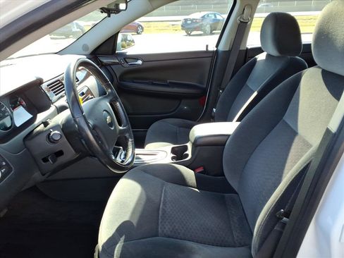 Used 2012 Chevrolet Impala LT w/ LT Sunroof Package image 23