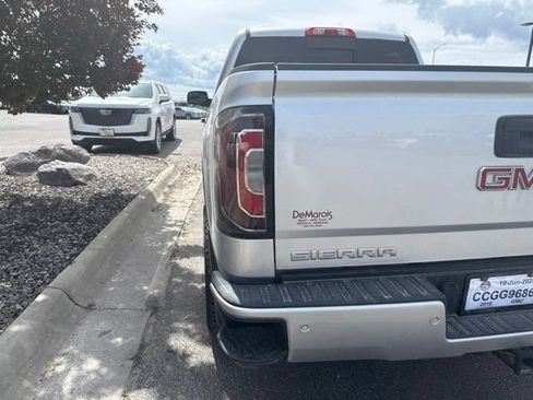 Used 2018 GMC Sierra 1500 Denali w/ Denali Ultimate Package AWD/4WD image 22
