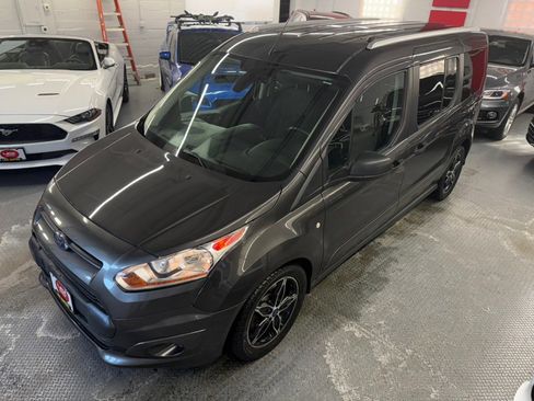 Used 2018 Ford Transit Connect XLT image 14