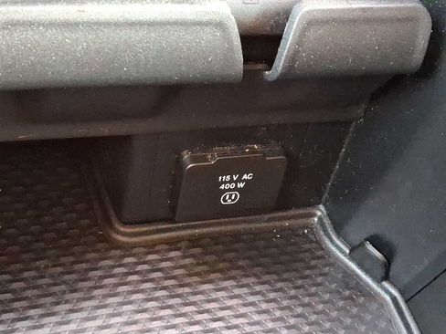 Used 2021 RAM 1500 Big Horn AWD/4WD image 24