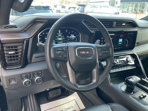 Used 2023 GMC Sierra 1500 AT4 w/ AT4 Premium Package image 18