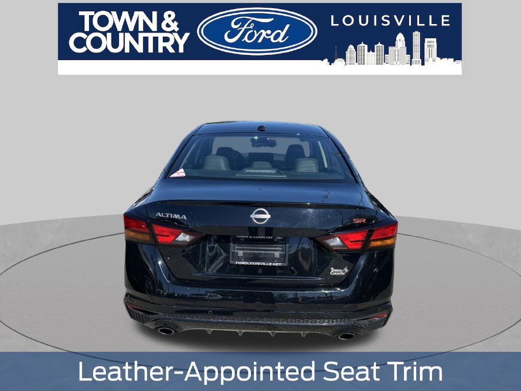 Used 2024 Nissan Altima 2.5 SR w/ SR Premium Package FWD image 15