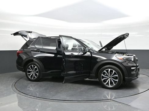 Used 2020 Ford Explorer ST w/ Premium Technology Package AWD/4WD image 41